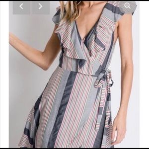 NWT Davi and Dani striped wrap dress